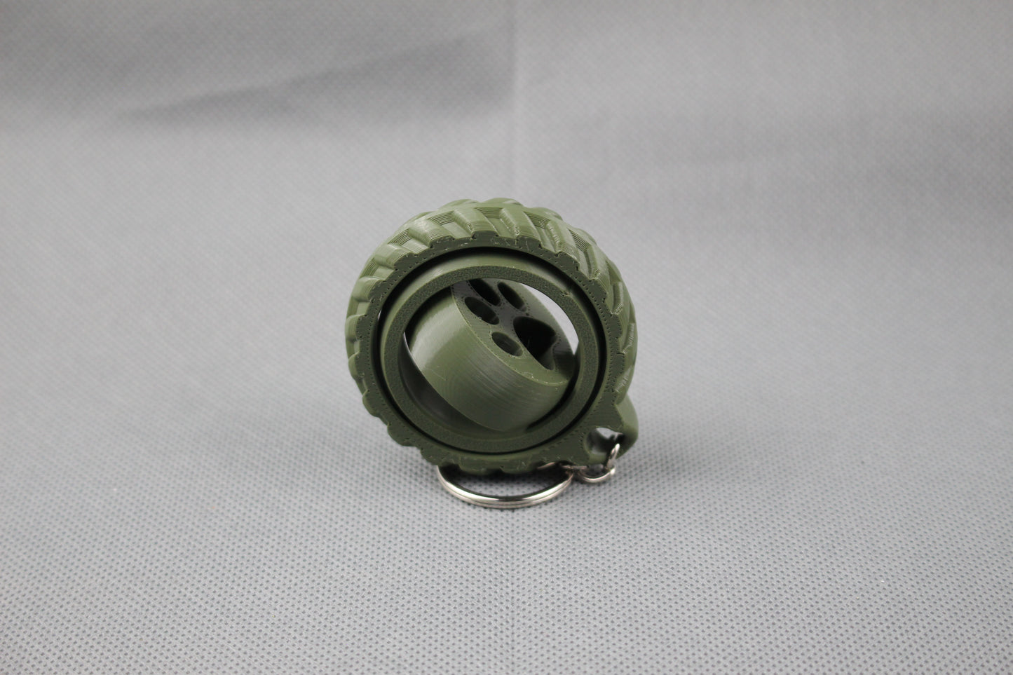 Paw Grip Spinner