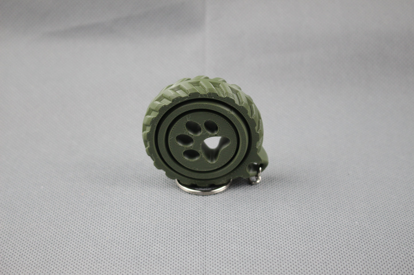 Paw Grip Spinner
