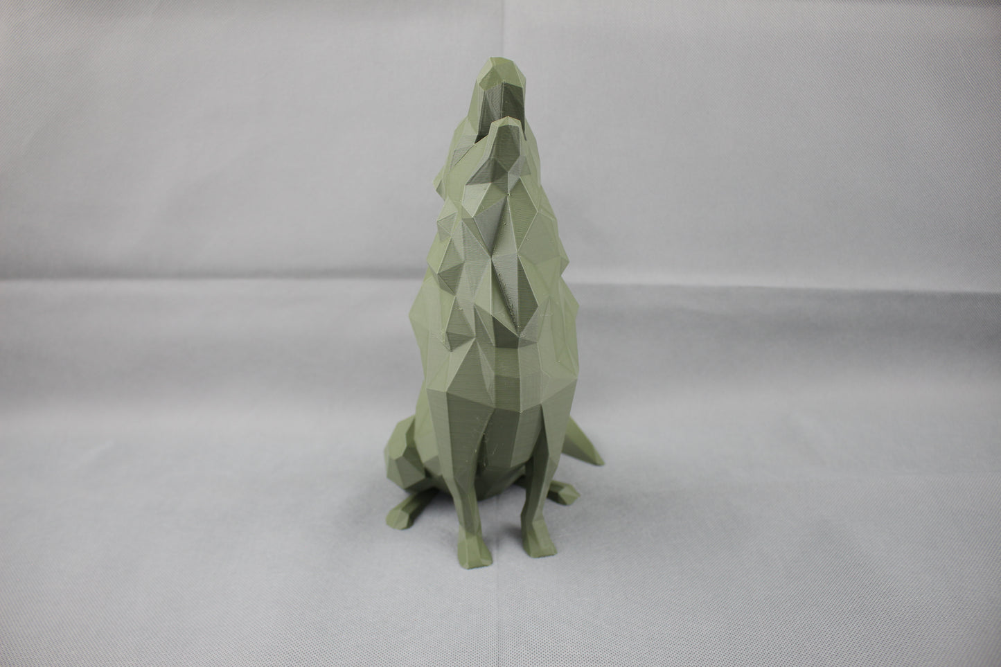 Howling Wolf Statue